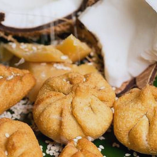 Fried Modak (Fried Kozhukattai / Talniche Modak)